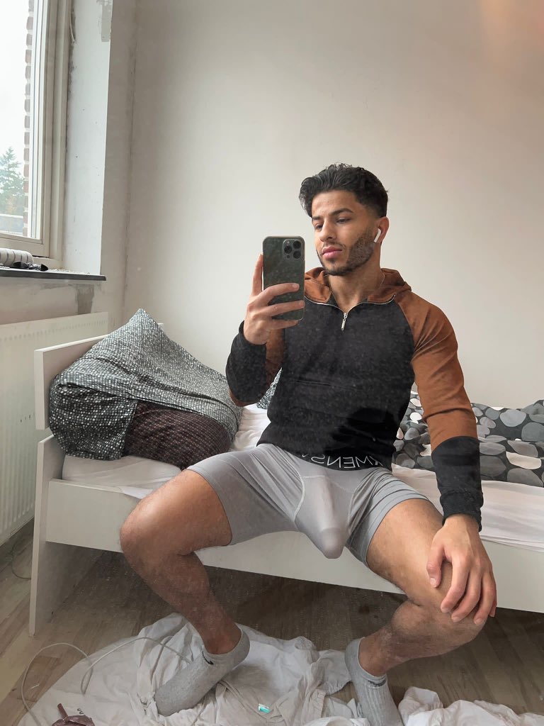 LatinBo53615517's tweet photo. RT if you need a top like this🍆
#fitness 
https://t.co/OMwdnPfsag https://t.co/HeeMd8dCME