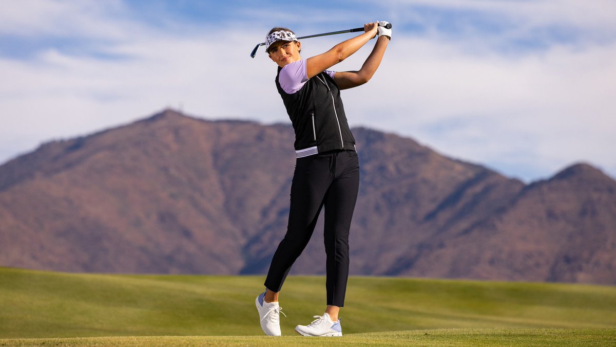 pingespana's tweet image. Más posibilidades de elección.

Esta temporada la gama de mujer ofrece más conjuntos que nunca, más combinaciones y más versatilidad, permitiendo poder reflejar tu propio estilo. #EngineeredToPlay 

#PING #PlayYourBest