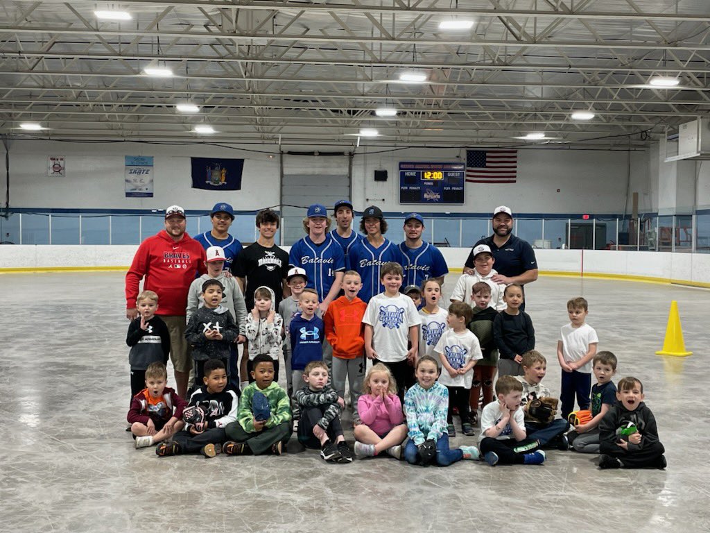 Coach_Patric's tweet photo. The Try Baseball for Free event today was a huge success!!!  Thanks to all those involved!!  Future Big Leaguers!! https://t.co/xHZuG1yEiy