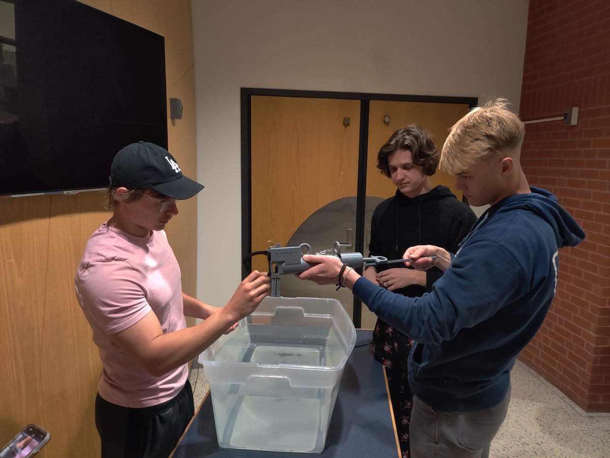isu_micro_g's tweet photo. All hands on deck last week for team ZipCy, as the Micro-G members tested the AZTRI to be ready for the Johnson Space Center in June. Keep up the hard work, everyone! #IowaState #MicrogNExT #NASATech https://t.co/sEqzwVFCGw