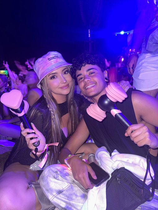 Black Pink was in my area and it was the best night of my life🖤💗🎡 https://t.co/0clzMRlRDM https://t.