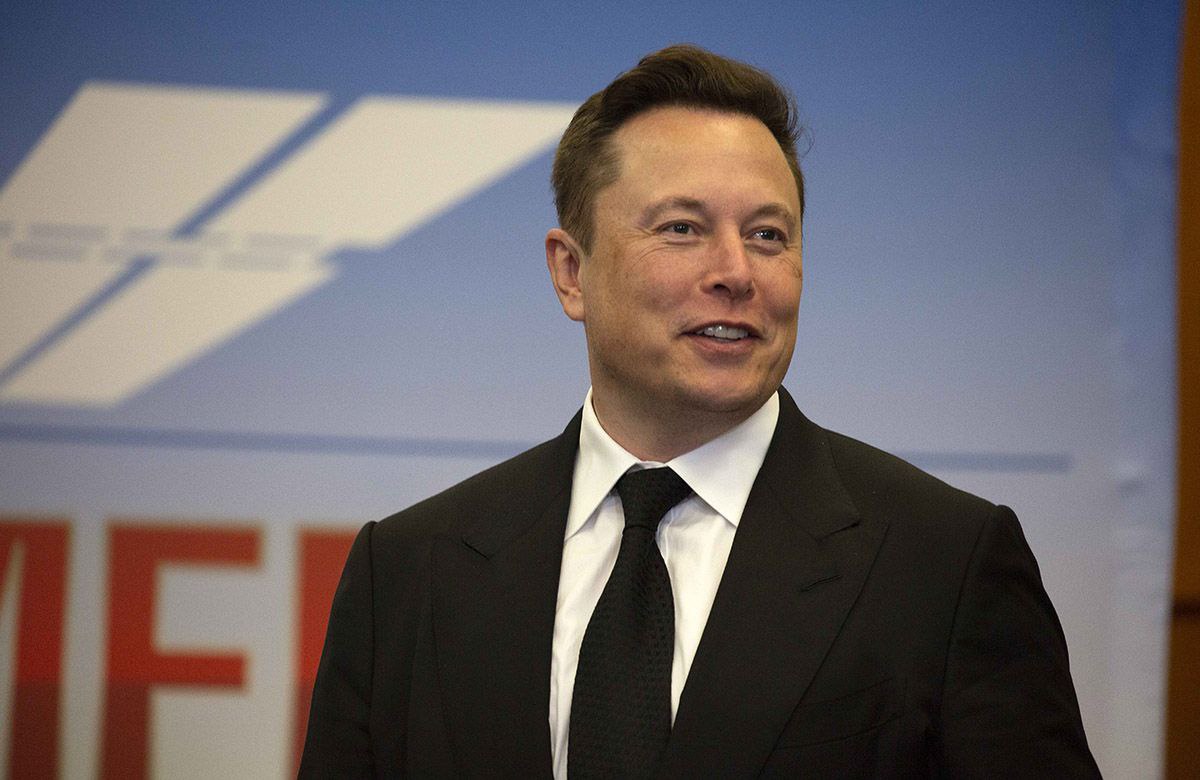 Nn s'è fatta attendere la risposta 
di #ElonMusk a #StephenKing 
'Ho donato 100milioni di dollari'
Ha anche fatto notare che la sua azienda ha rifiutato denaro dal
#MinisterodellaDifesa
Ha poi pubblicato i ringraziamenti 
di #MykhiloFederov per il lavoro di
#Starlink in #Ucraina