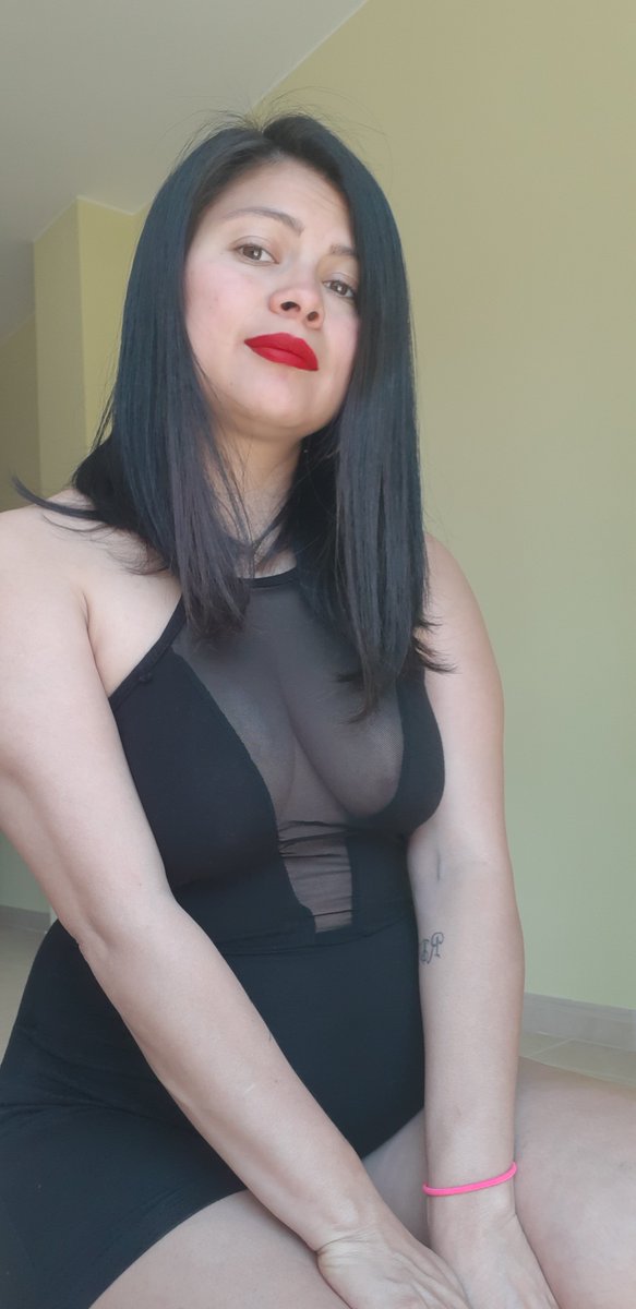 @petitqueen04’s pics and videos