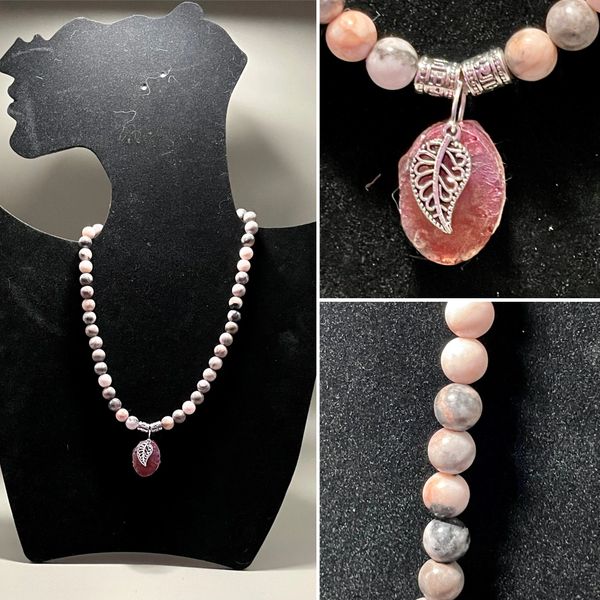 phoenixrisarts's tweet photo. Black Zebra Jasper with Resin and Leaf Pendant $35.00
Black Zebra Jasper "motivates us to move out of apathy into action. It helps us avoid overthinking and encourages us to just enjoy the experience of living..." ~firemountaingems https://t.co/5gpOQfHYgn