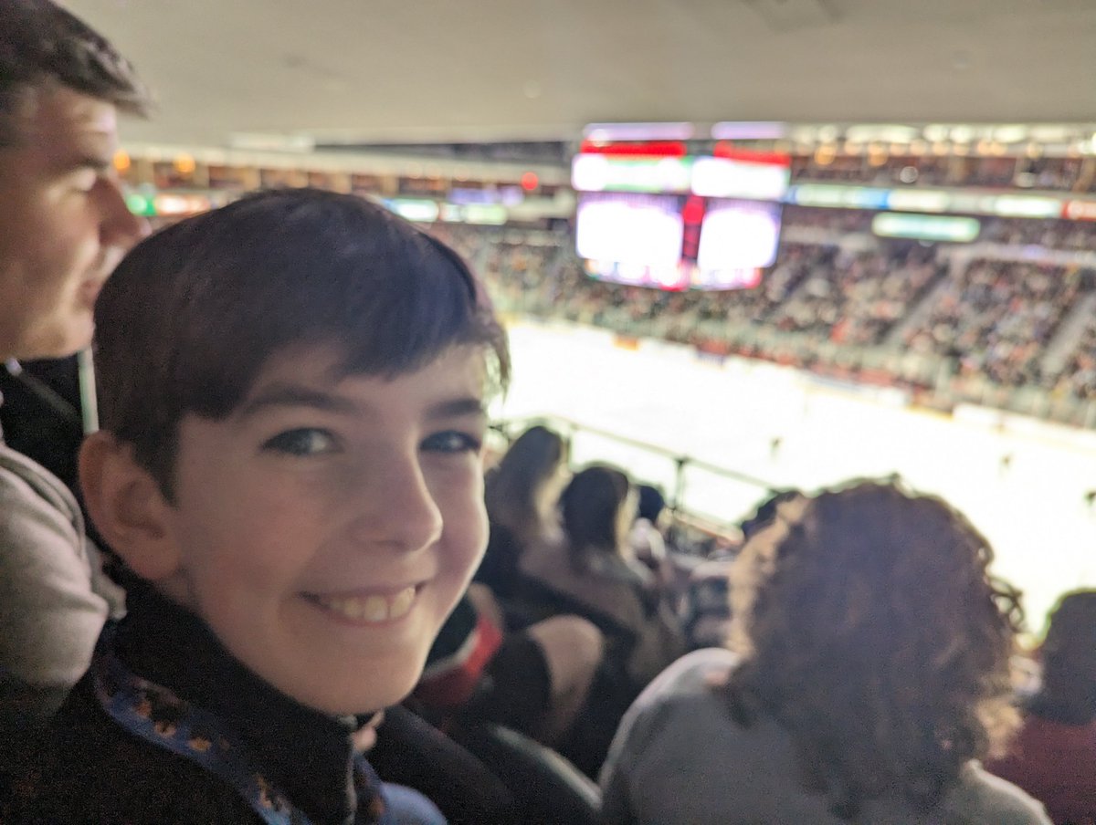cmacaulay8's tweet photo. #GoMooseGo https://t.co/zBrAYHgBqV