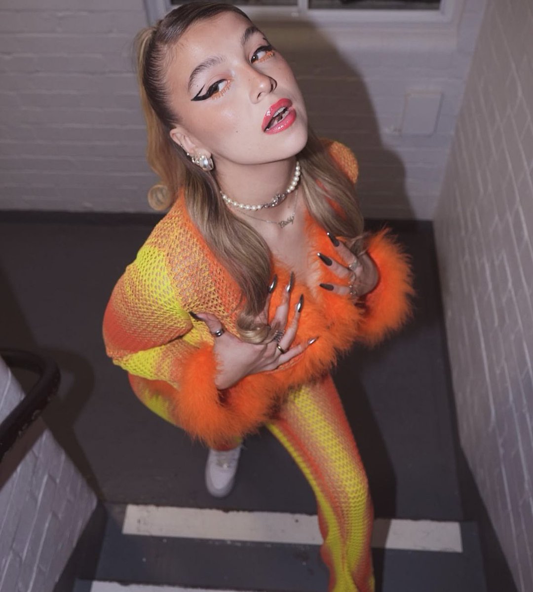BaserCaity's tweet photo. LONDON U BLEW MY MIND !!!! What a show, what a tour, what a team!! Thanku so much to everyone who came to the shows, streams my music, reposts my shit I love you and am forever grateful and obsessed with u all!! THIS IS ONLY THE BEGINNING !! https://t.co/5AMBW9n5Mu