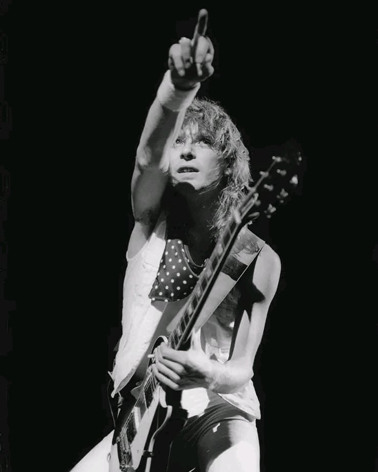 Happy Heavenly Birthday, Steve Clark!       