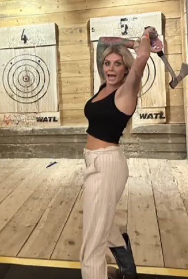 Ryan__Kaiser's tweet photo. #Survivor winner energy 🪓 https://t.co/YUVQYvGmcc