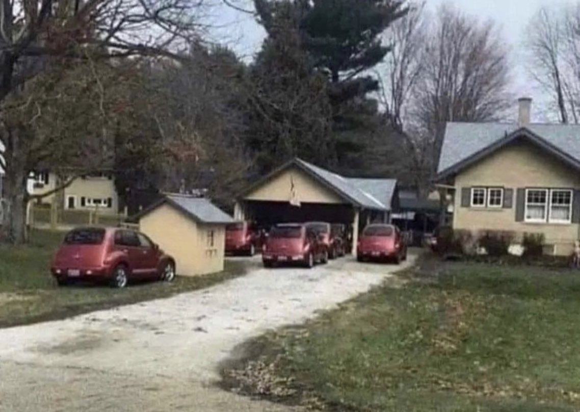 i grind hard everyday so my drive way can look like this 🙏💯