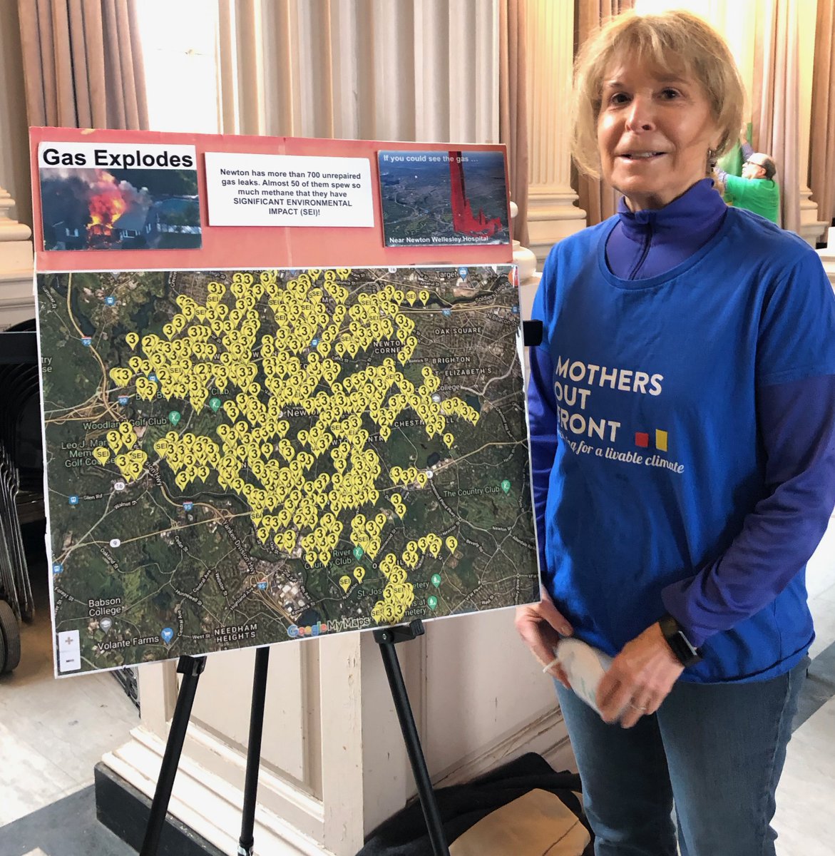EllieG_HK's tweet photo. Mothers Out Front Newton at City Hall Earth Day Today 12-4p @Newton_MOF @MOF_Mass #AFutureWithOutGas #CleanHeatCleanAir https://t.co/LVnQF6cLVH