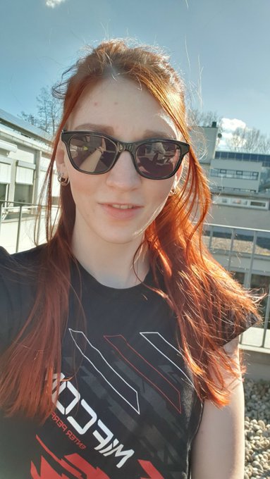 Sonne.. Wie geil 🥰🦊 https://t.co/oWipfasRlT<a href="/tag/photography"class="tags"><span>#photography</span></a><a href="/tag/redhead"class="tags"><span>#redhead</span></a><a href="/tag/redhair"class="tags"><span>#redhair</span></a><a href="/tag/girlswithglasses"class="tags"><span>#girlswithglasses</span></a>