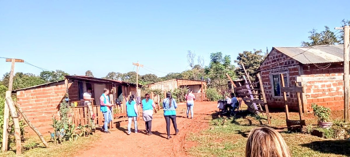 La agrupación ADOMIS del departamento OBERÁ realizó una caminata en el barrio Cien Hectáreas donde dialogaron  con los vecinos y acercaron la propuesta de la candidata a Intendenta <a href="/AstridBaetke/">Astrid Baetke</a> y candidata a Concejal @
Débora Espíndola.
AD❤️MIS RENOVACIÓN