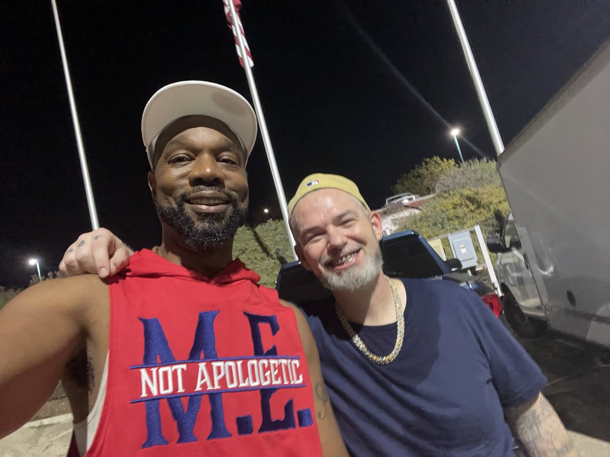 masada_me's tweet photo. #notapologetic @paulwallbaby #peopleschamp #twobigkids #staytrill enjoying what we do after our sets I love #hiphop #htown 
Appreciate the love and respect #3rdcoast #southside #nohate 
#sittingsideways #fresnosmokeout #fresno #greatshows  #concertlover #concertlove #concertlife https://t.co/wsVE0xObPg