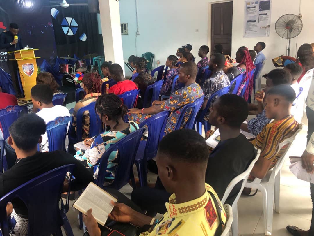 gracetribeintl's tweet photo. Today's meeting was nothing short of the revelation of the word of God.
Today's, topic was why Jesus 2, demystifying the concept of Trinity, truly that was what we learnt and more.
Watch out for excerpt and sermon link.
#Gracetribe #GTCI #whyjesus #movement #psvaja #DavisGarcia https://t.co/r113OtIrp5