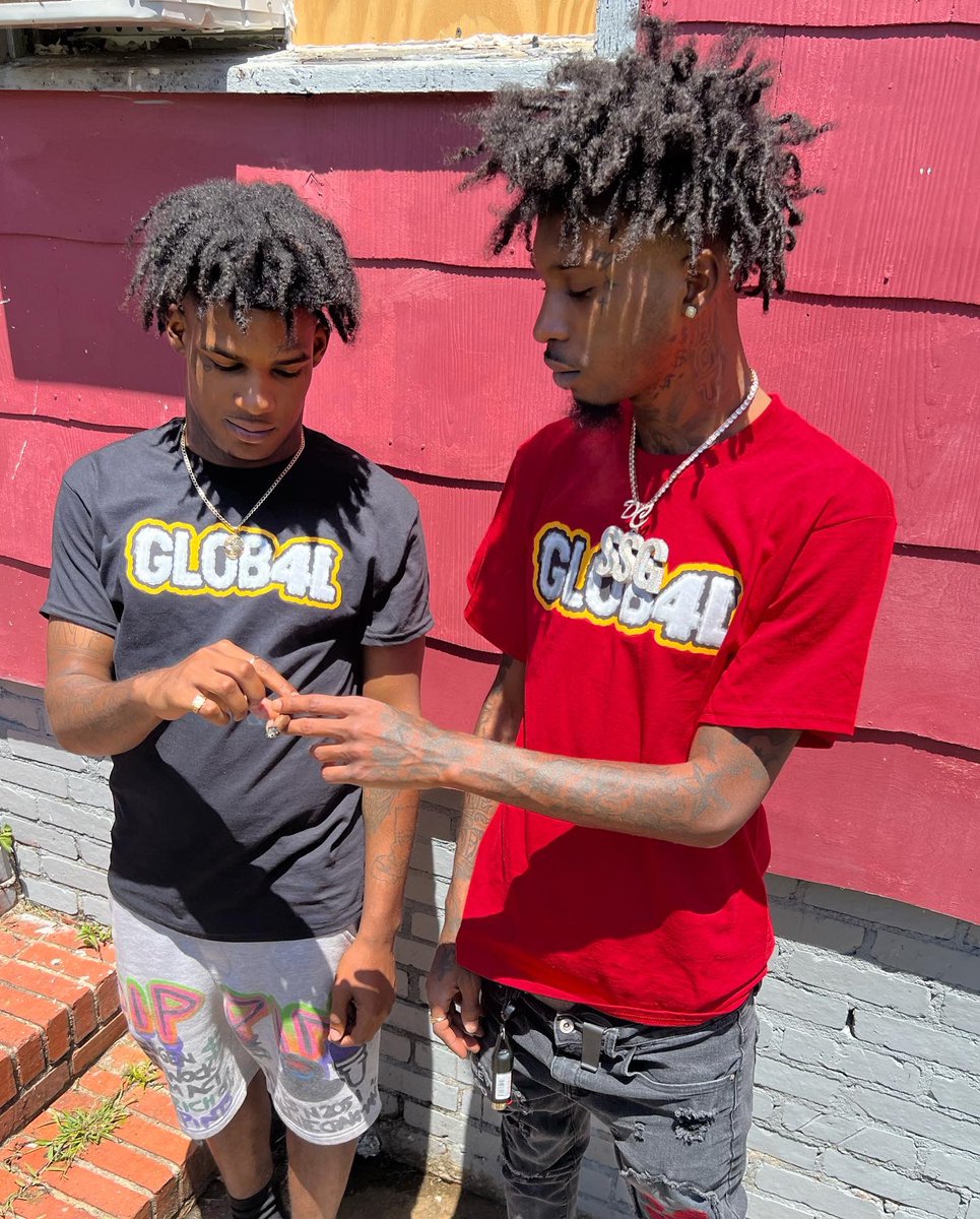 DCHerbo4's tweet photo. Underrated nicca Got respect at da top, But some niccas at da top Be hatin 🔥🚦 #Glob4L #LLZOP⚡️ https://t.co/TBWb1Rk8z9