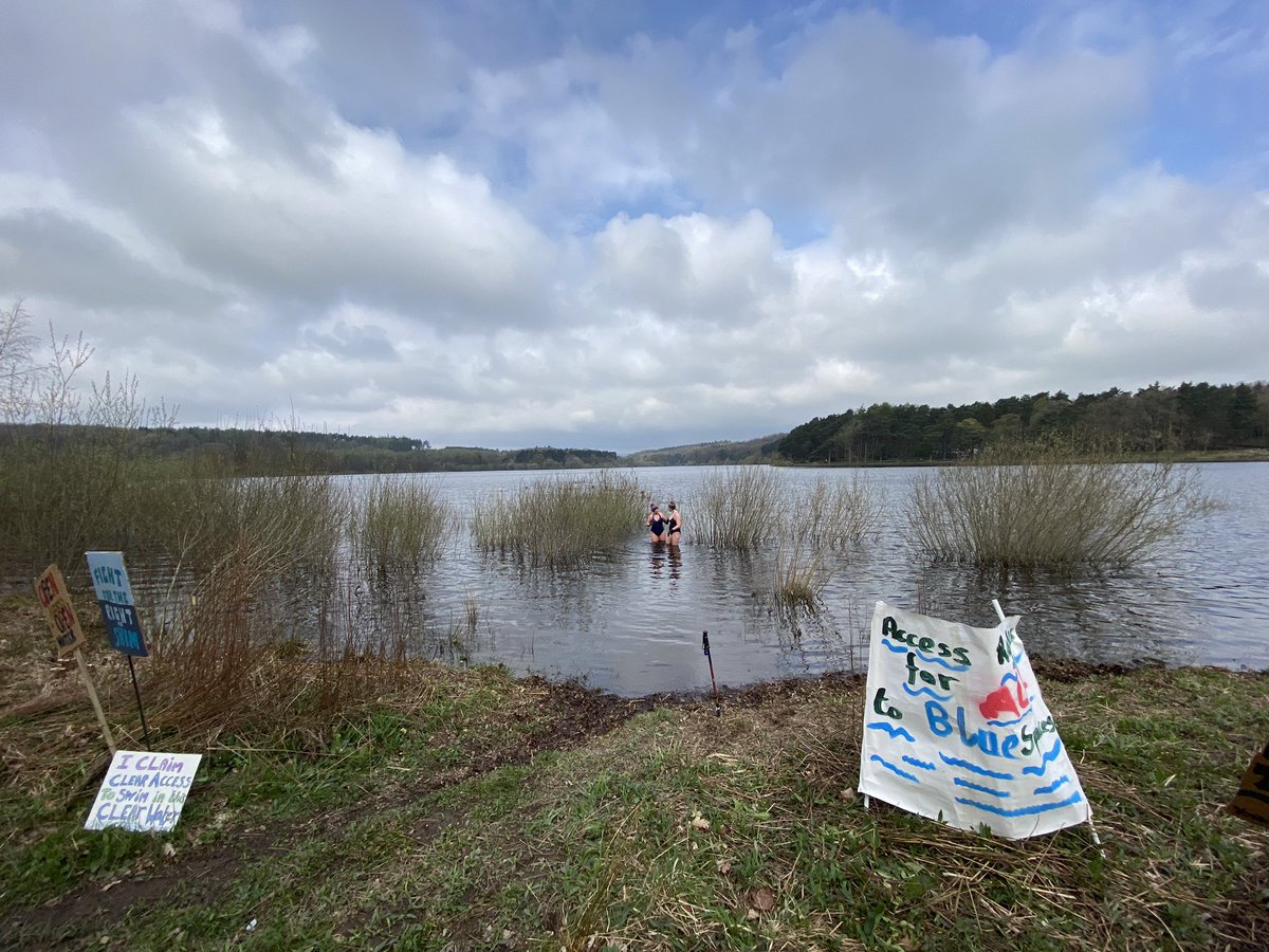 About 50+ swimmers turned up at Swinsty Reservoir today for the swim trespass, which was running in parallel to the Kinder one.happy to be a participant, and demonstrate for our right to swim. If they can do it in Scotland we can do it in England. #KinderTrespass #righttoswim