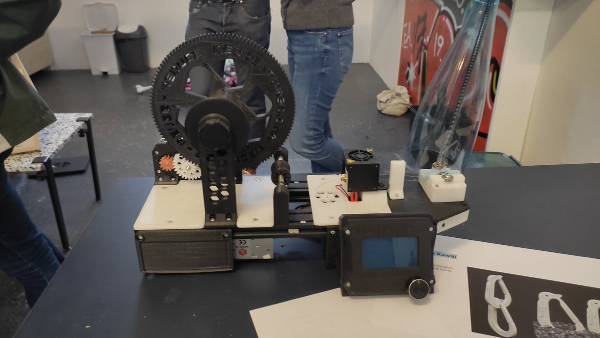 Grau Étienne tweet media