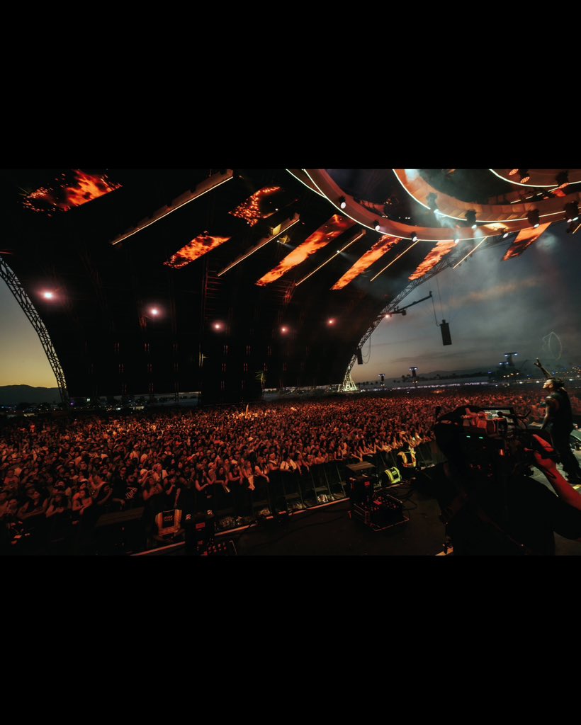 JacksonWang852's tweet photo. Weekend 2
The last day @coachella 
Let’s have some fun.
#MAGICMAN2
.
#MAGICMANWorldTour
Wed at #TheShrine https://t.co/FtOgs00Jk4