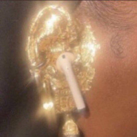 BrokenMind_66's tweet image. لما تكلم شخص تحبه :