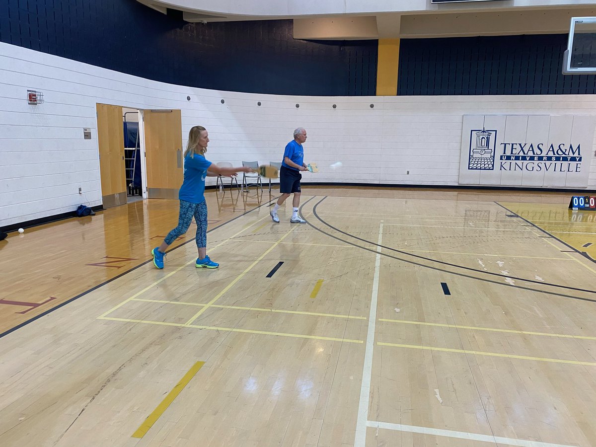 HKNClub's tweet photo. Thank you to everyone who came out to our Pickleball tournament! It was a great turnout &amp; we enjoyed seeing new faces! 
Students vs. Students 1st place winners: Seth Gomez &amp; Bryce Hamilton 🥇🏓
Faculty vs. Students 1st place winners: Coach Bloom &amp; Dr. Sherman 🥇🏓 https://t.co/rk872A1zDL