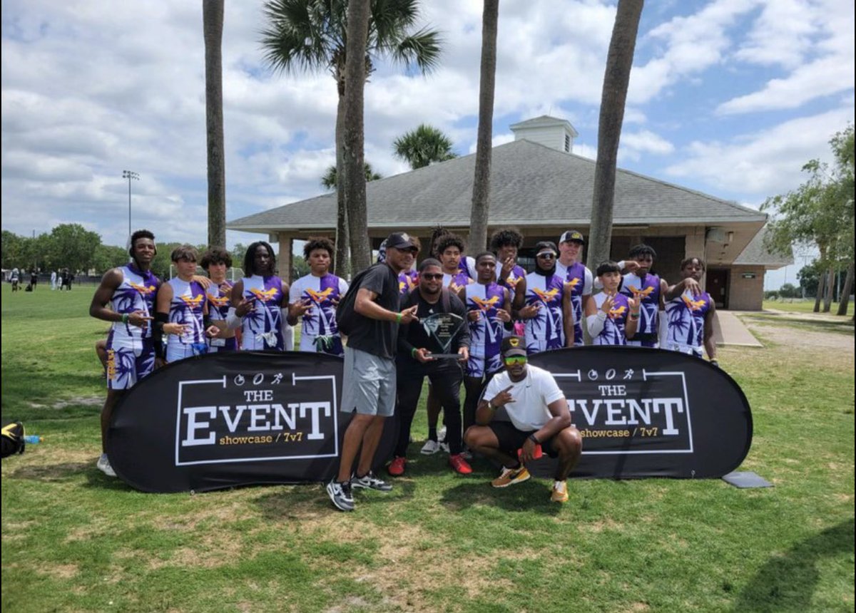 Devin_Lippold's tweet photo. Won the tournament in florida !! Had to bring one home to the H !🆑
@SvajdaConner @coach_granville @mamba7v7 @Nextlevelsports https://t.co/OJlHSM7Q2a