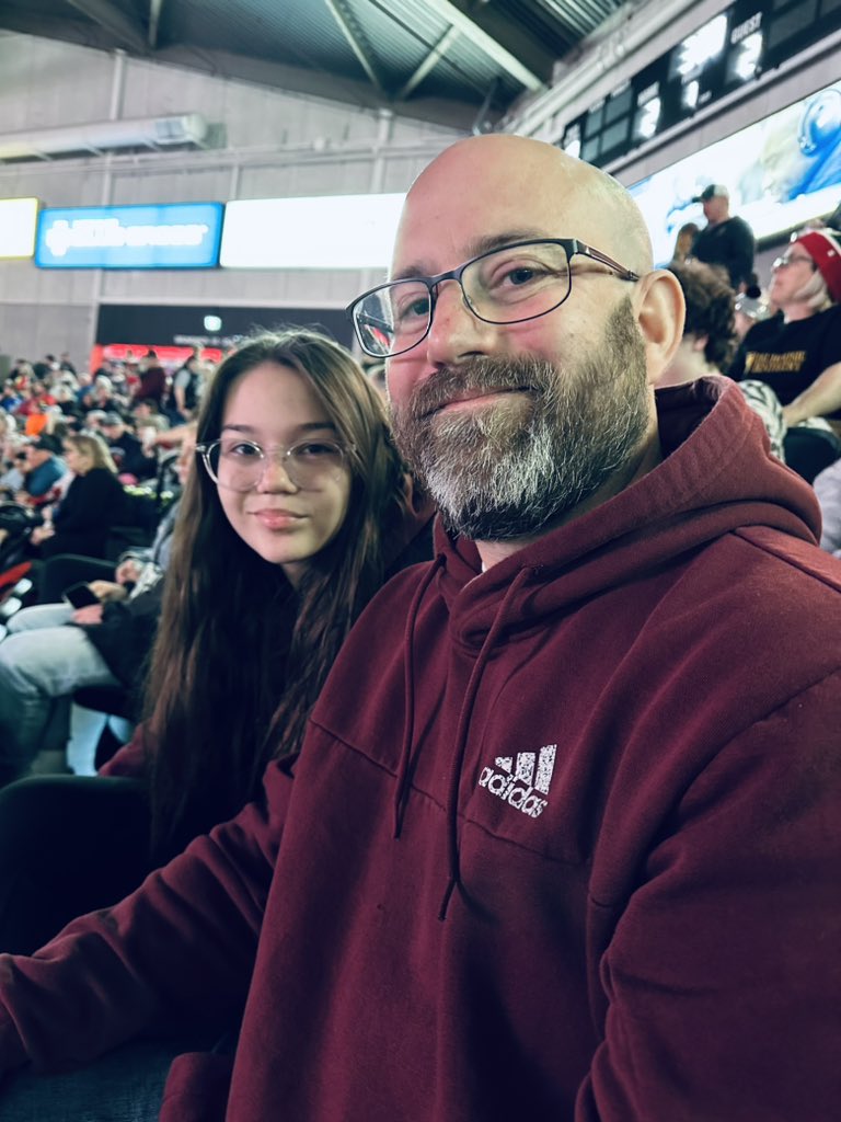 ewalks78's tweet photo. #GoMooseGo https://t.co/bA3G9vXFDK