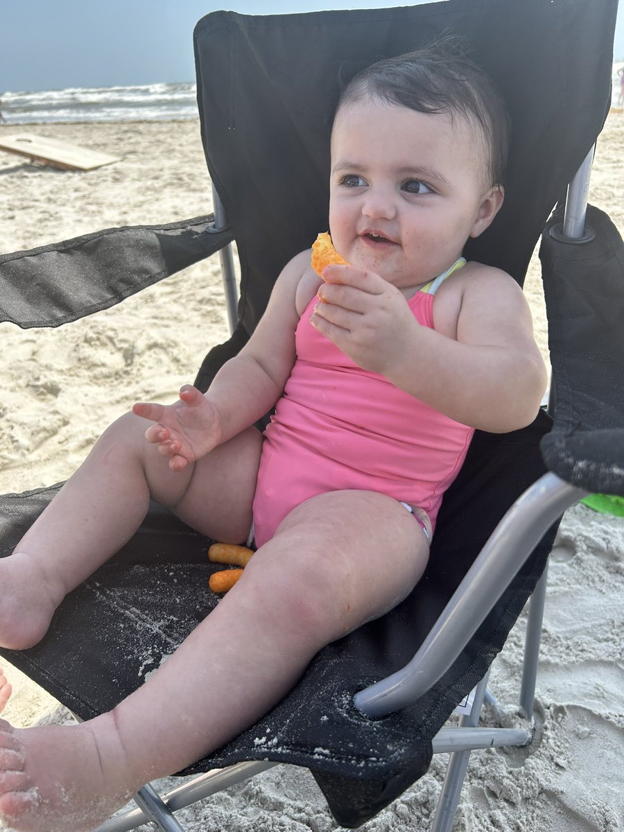 Mommy’s little Beach Bums ☀️💙