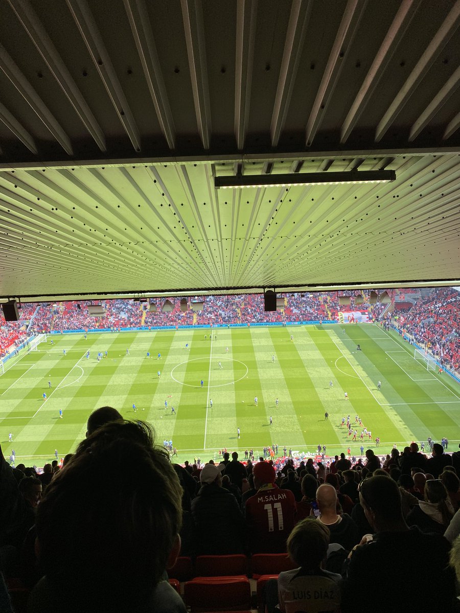 JamesRoe1's tweet photo. @lfctix7 💯 legit, top man, sorted us for the forest game https://t.co/RNiGizIpDH