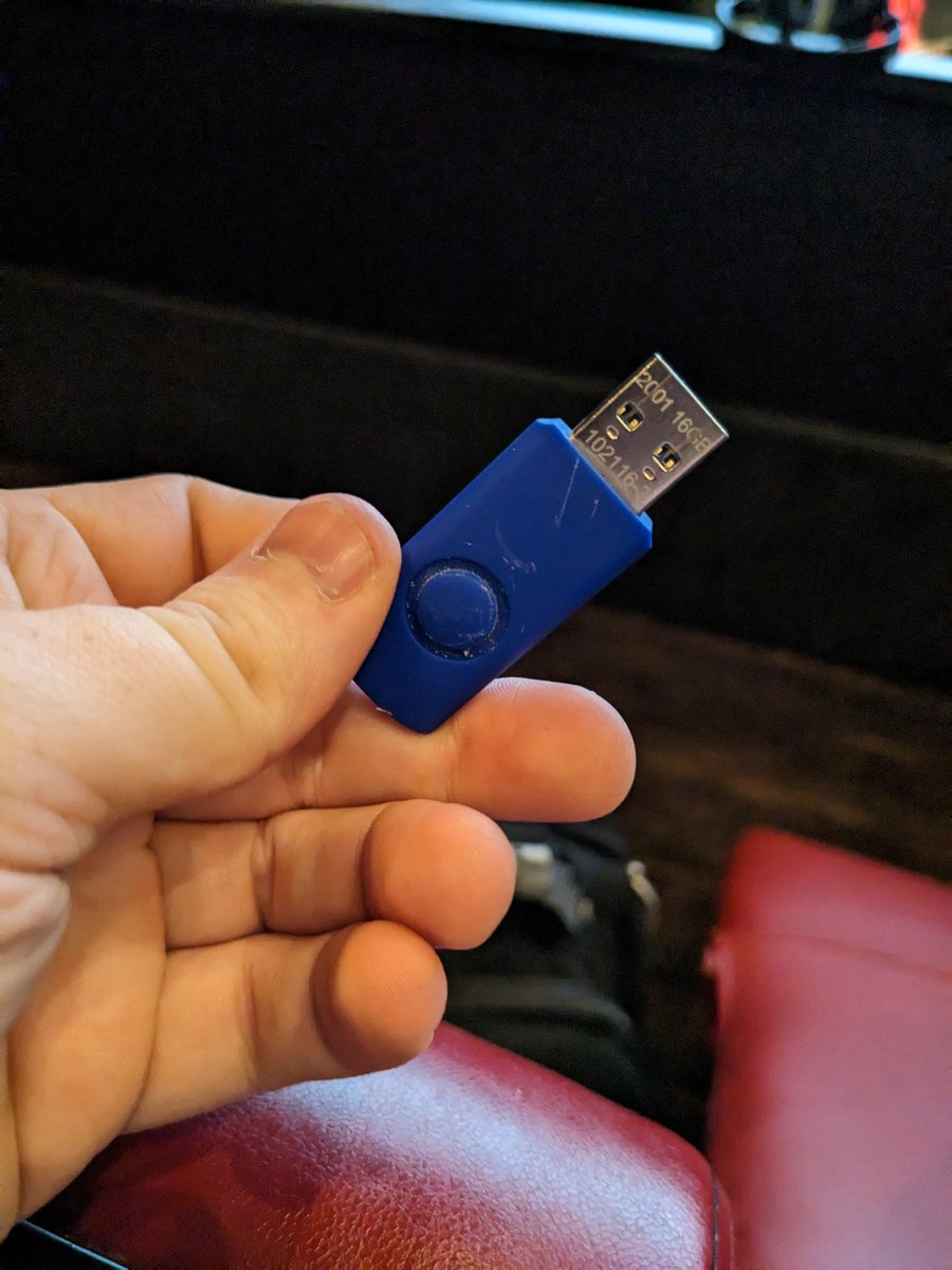 _JohnHammond's tweet photo. .@NahamSec and I have more sketchy malware USB drives (...because reasons...) if anyone would like one (...for reasons..) https://t.co/V3cRdDU55s