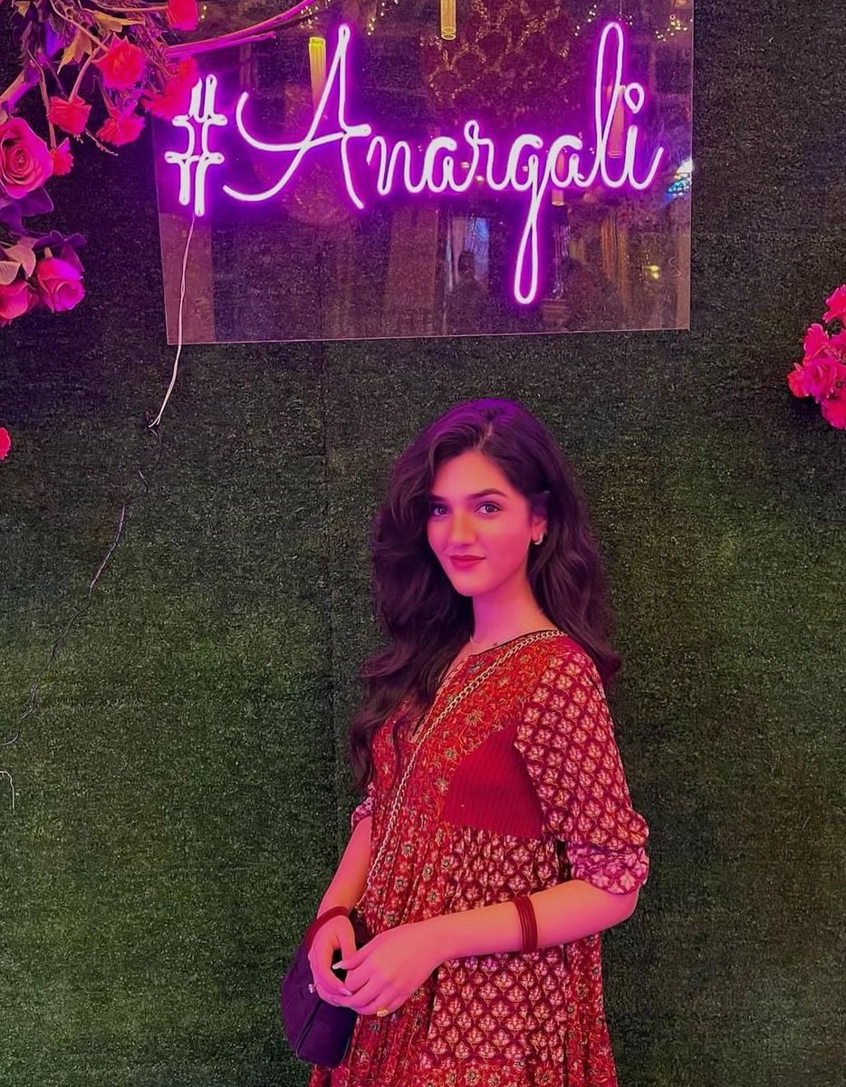 namak_halali's tweet photo. Chand raat ft #anargali #Eid2023 https://t.co/qCfhMbV1Sn