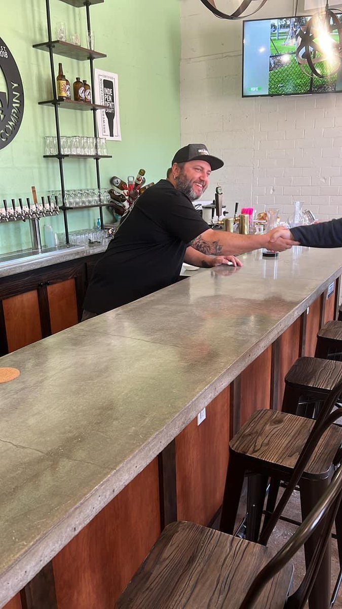 Core4 Brewing where everyone is met with a smile and a handshake.
Come say hi this afternoon. Taproom is open 2-8.
.
#core4brewing  #drinkcore4 #filmrowokc #downtownokc #visitokc #alwaysaparty #drinklocal #westvillageokc #SeeOKC #comefortheparty #stayforthebeer
