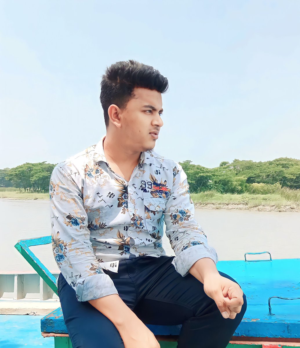 ISHRAKHOSSEN's tweet photo. ঈদে ঘোরাঘুরি https://t.co/XmfNchqtjZ