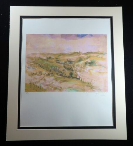 PahlaviLondon's tweet photo. Jewish Art Jerusalem Landscape Abstract Judaica SIGNED Silkscreen Print RARE #caligraphy #caligraphyart #JewishArt #Art #Judaica #jeruslaem #Israel #JewishHome #jewishhomedecor #HomeDecor #judaism
https://t.co/pRTCbZnoe6 https://t.co/ghHwSKiWI9