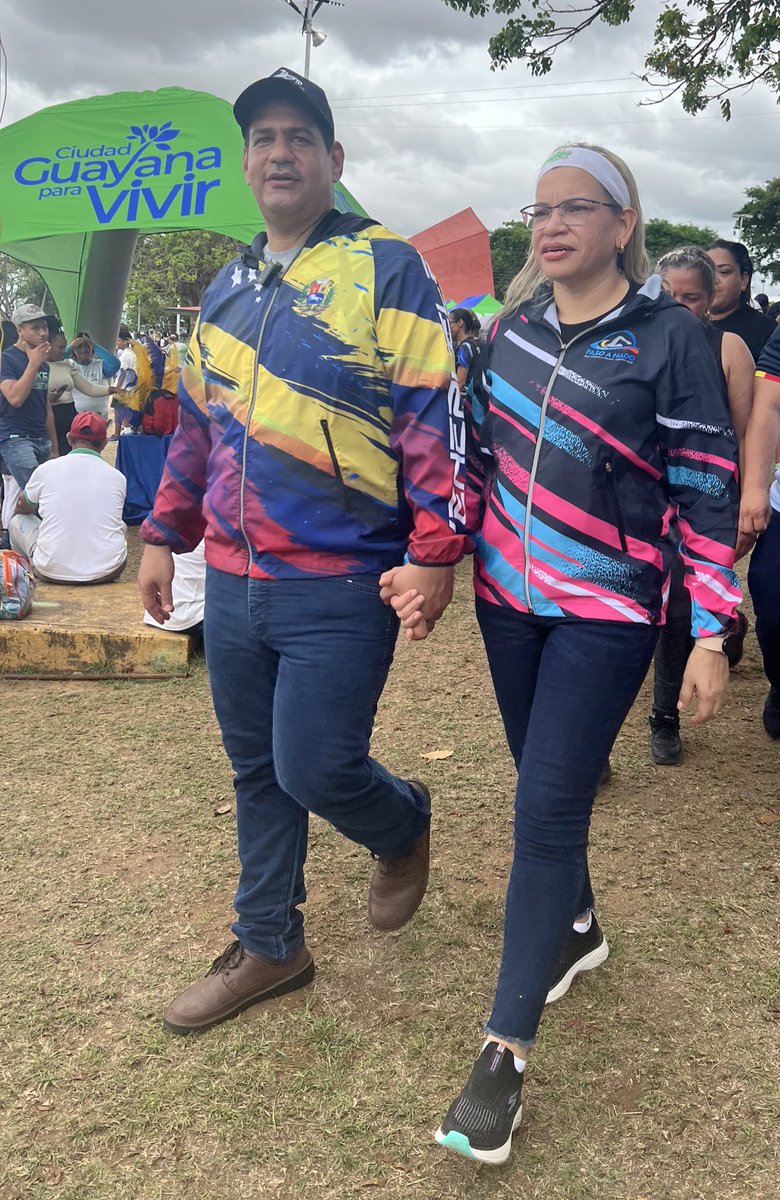 Hoy vivimos grandes emociones en la edición XXXI del Paso a Nado de los ríos Orinoco y Caroní. Como cada año, el alcalde <a href="/OviedoPSUV/">Tito Oviedo</a>, y todos los equipos de <a href="/AlcaldiaCaroni/">Alcaldía de Caroní</a> realizan una extraordinaria programación con diversas actividades. <a href="/NicolasMaduro/">Nicolás Maduro</a> 
#ALBAUniónDeportiva