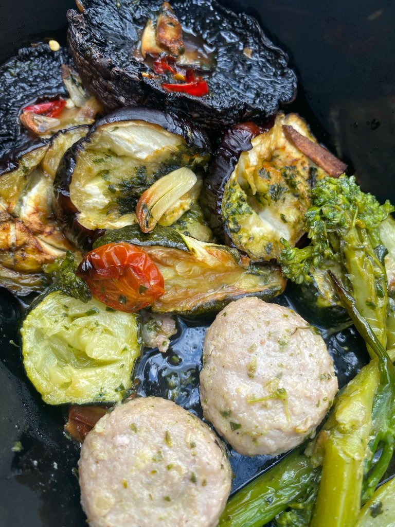 Steeliac's tweet photo. Brilliant picnic lunch from Nue, the new #glutenfree deli and cafe on Sharrow Vale #gfsheff
https://t.co/S6kja3NAGD https://t.co/Cwpa7lD0RY