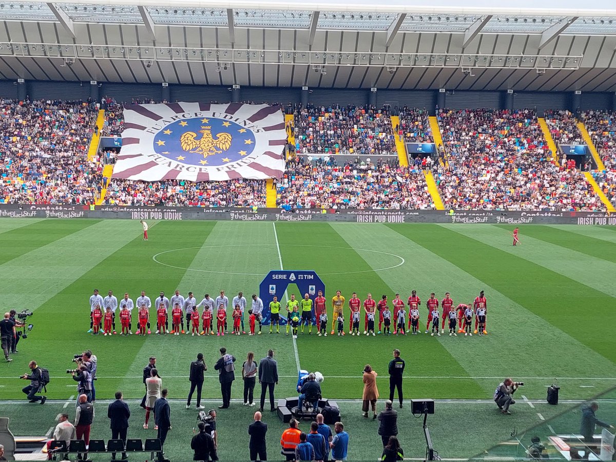<a href="/socios/">Socios.com</a> <a href="/SociosItalia/">Socios.com Italia</a> thanks!...been today in Udine for the game Udinese-Cremonese, VIP Club, great game...everything super! #bemorethanafan
