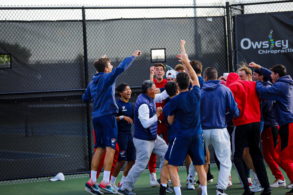 UC_Patriots's tweet photo. MSC Champion Vibes 🔥🕺 https://t.co/pF07gqJGJf