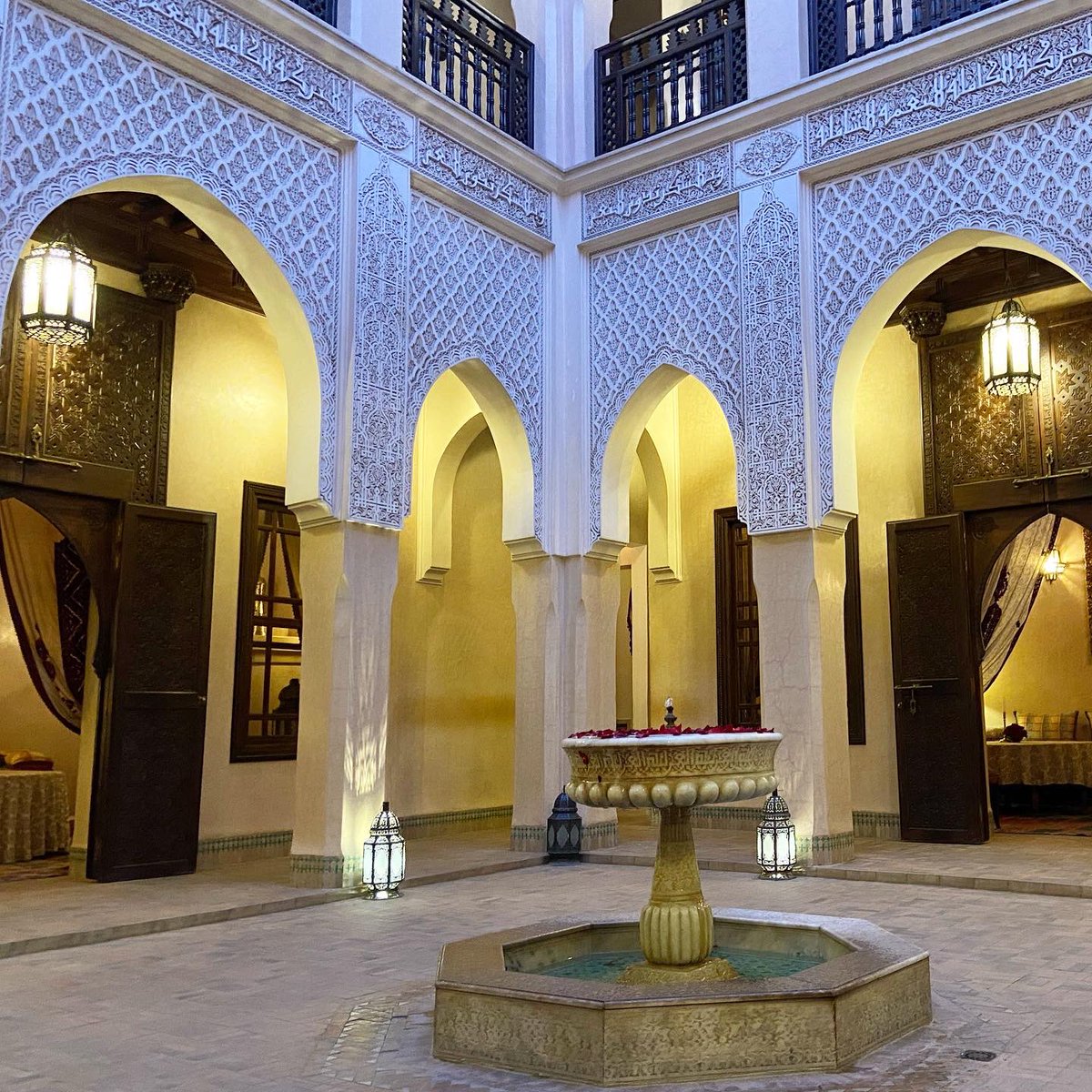 Linda Cabasin tweet media