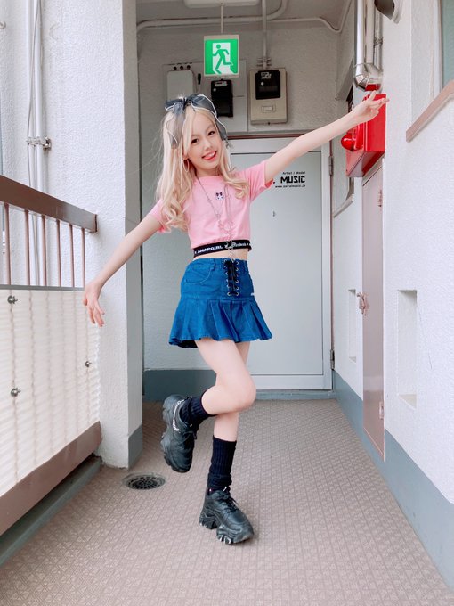 Twitterのコスプレ画像15