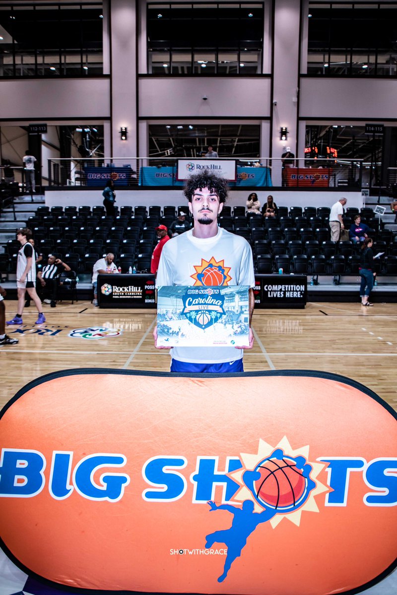 #BIGSHOTS #CarolinaLive 

🏆1️⃣7️⃣U SLAM GOLD CHAMPIONSHIP

WINSTON SALEM CHRISTIAN SRS 82
#GameChanger MVP: Mazlum Tolu 23, hit 7 3’s, 6’5 shooter led team at 18 ppg 
Matej Gasevic 17
Isaiah McAdams 22

Rising Pros 18U 77
Davonte Brooks 30