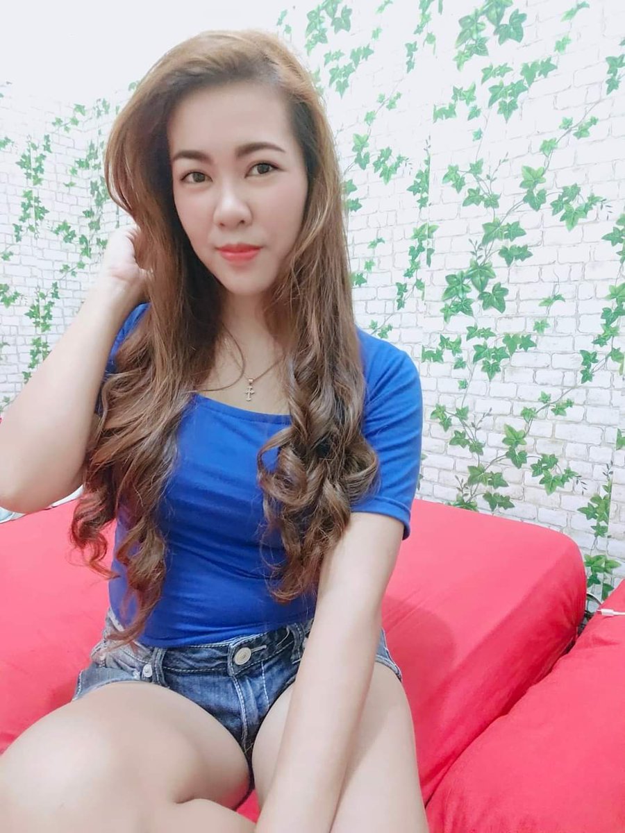 seks_educations's tweet photo. What do you think ?

#sekshot #hotgirl #sexy https://t.co/AEG3wzKs86
