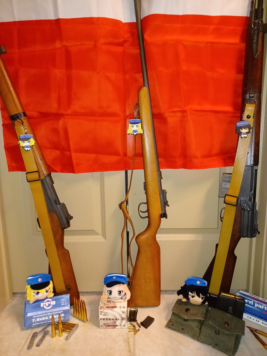 lardagus's tweet photo. "On ne passe pas~!"
As I don't have much art skills, enjoy some themed guns and merch for Marie's (April 20th) and Andou's (April 23rd) birthday!
I guess a very early Oshida (Aug. 8th) birthday as well!
#マリー様生誕祭2023
#安藤生誕祭2023
#BCFreedom #garupan https://t.co/EhhhzVYhcQ