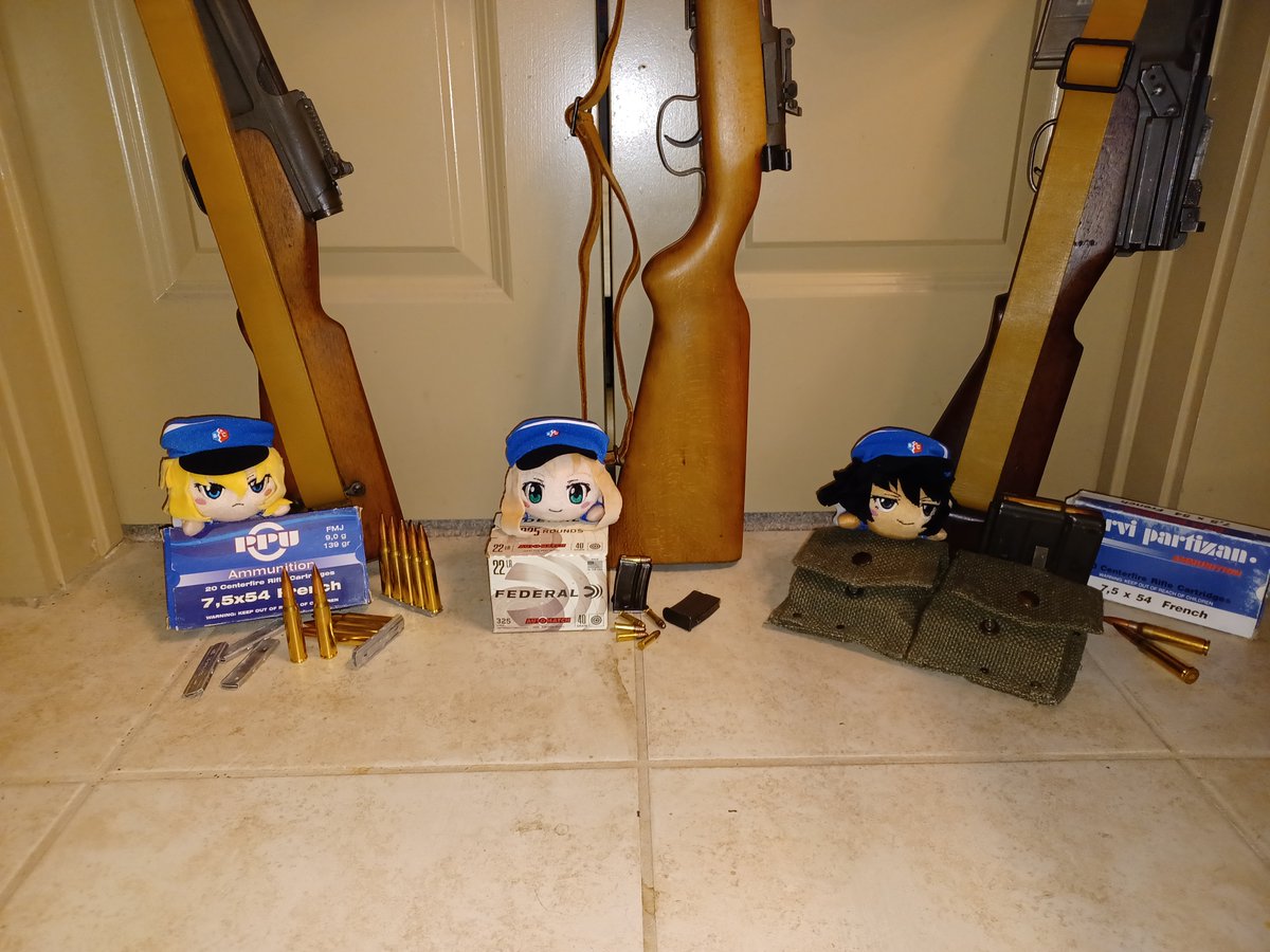 lardagus's tweet photo. "On ne passe pas~!"
As I don't have much art skills, enjoy some themed guns and merch for Marie's (April 20th) and Andou's (April 23rd) birthday!
I guess a very early Oshida (Aug. 8th) birthday as well!
#マリー様生誕祭2023
#安藤生誕祭2023
#BCFreedom #garupan https://t.co/EhhhzVYhcQ