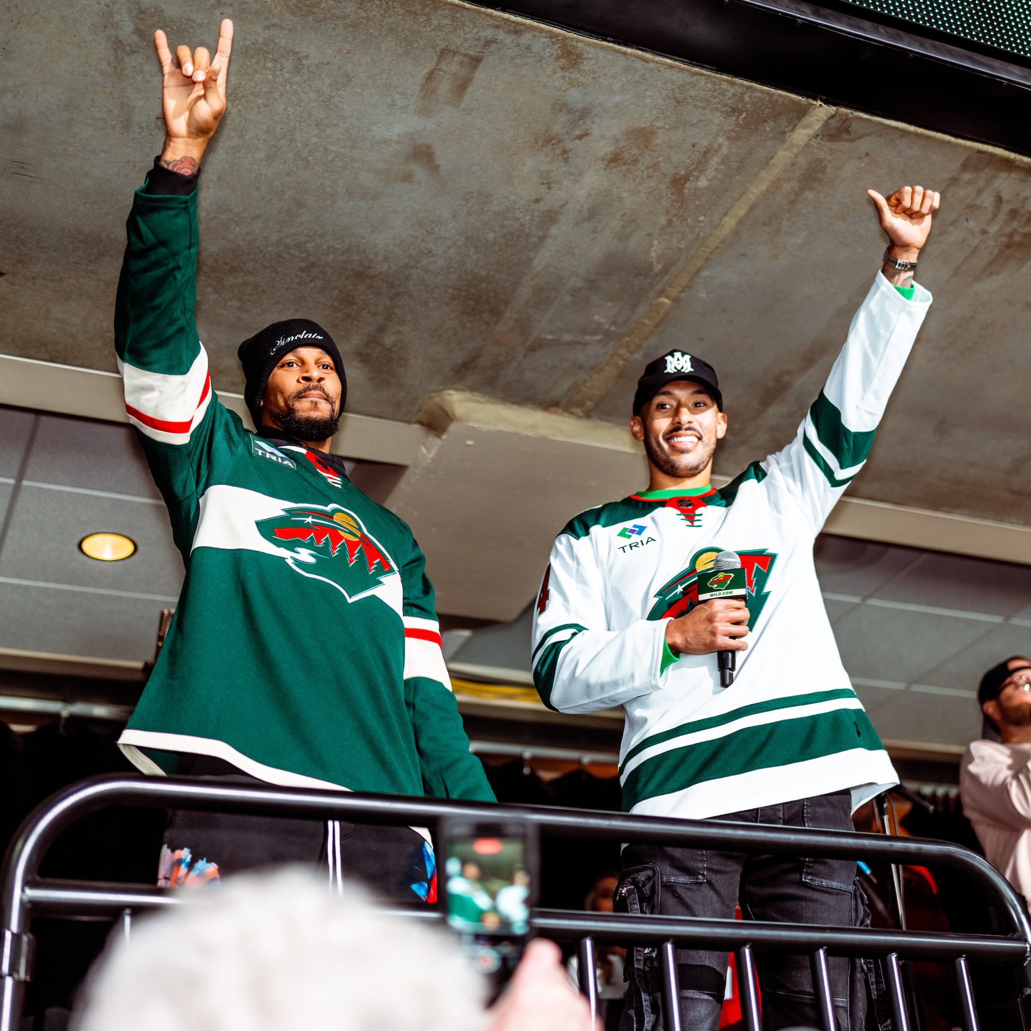 Fan HQ Minnesota Sports Gear on Instagram: 🚨GIVEAWAY🚨 Win a pair of VIP  tickets to the @minnesotawild Crazy Game of Hockey weekend! Here's how👇  1️⃣ FOLLOW us (@fanhqstore) 2️⃣ TAG a #MNWild