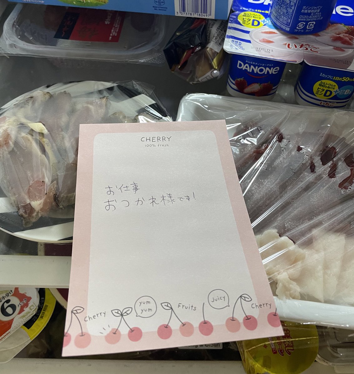 TAIMANTAROU's tweet photo. E=mc ２ https://t.co/Yfi7mAbIRp