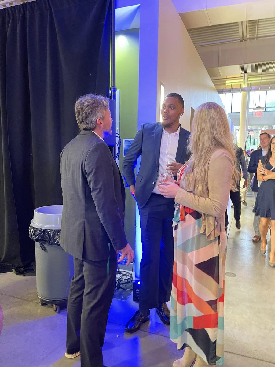 syntechusa's tweet photo. Our team had a great time at @SOAR365's annual Ladybug Fundraiser and Silent Auction! Weโre so proud to sponsor and partner with such an amazing organization. #syntechusa #SOAR365 #LadyBugFund2023 #giveback #getlocal https://t.co/ZyCWvkKnZu