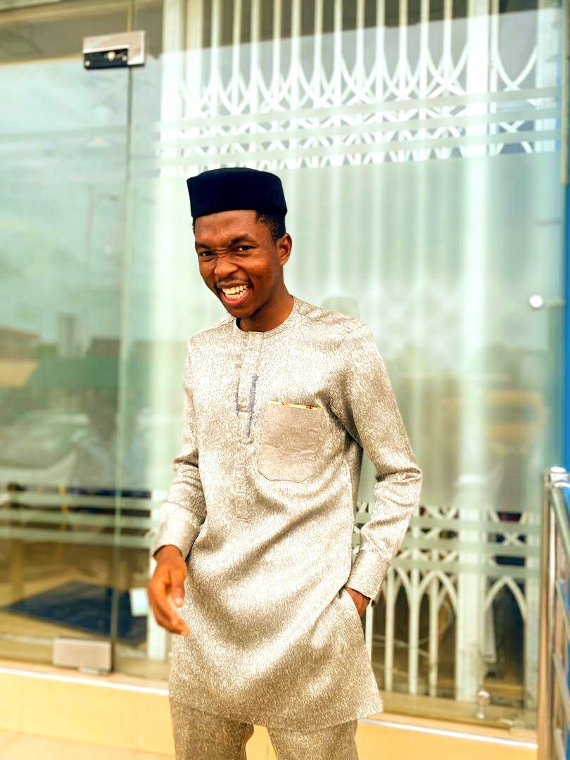 mrandoh1's tweet photo. The blessings is greater than the curse. 

#MrAndoh #BeautifulJesus https://t.co/Sy96iGi2uK
