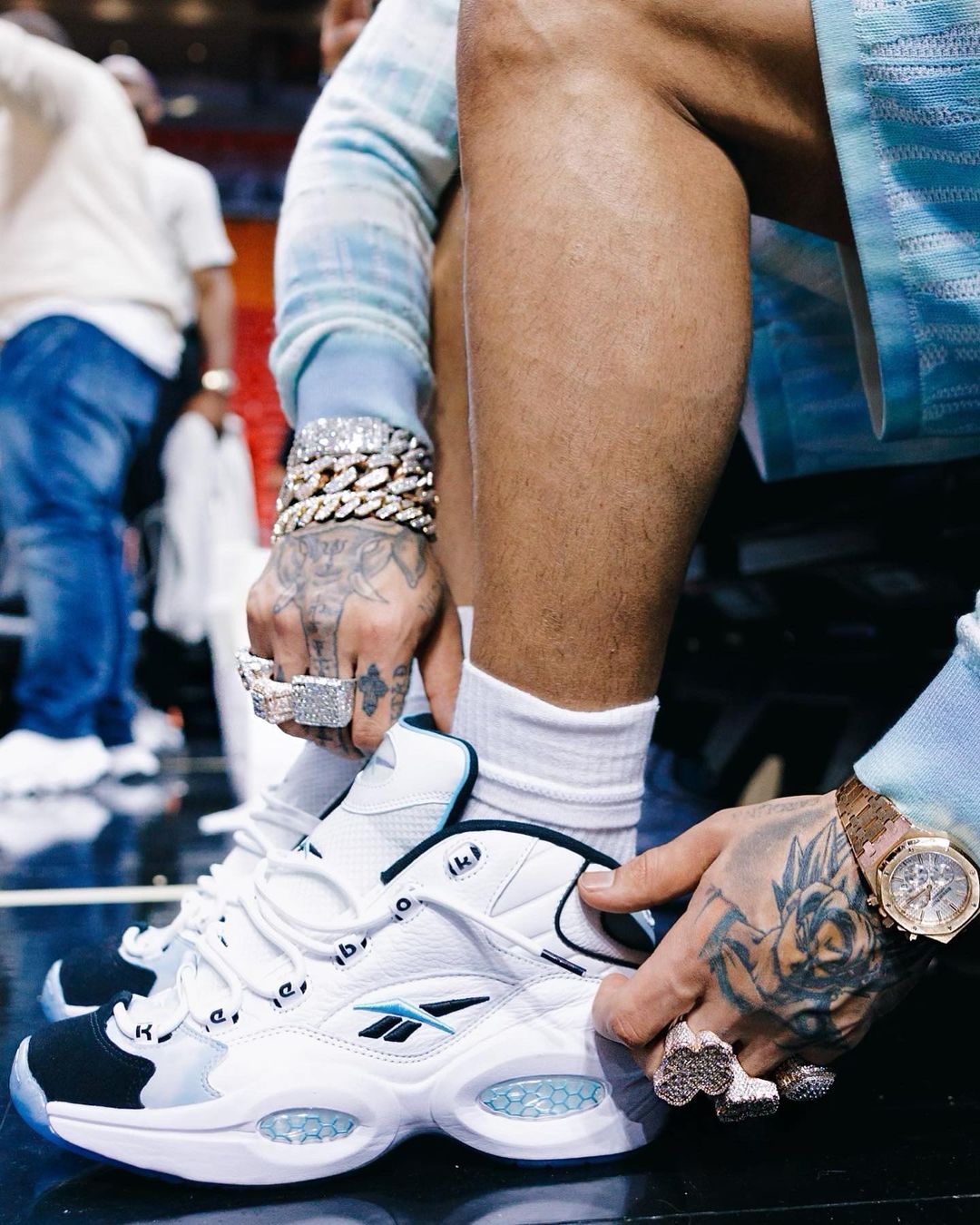 Sneaker News on Twitter: AA 🤝 Foot Locker 🤝 Reebok Mark your calendar for April 25 🗓️ https://t.co/GLhzQQQU8B" / Twitter