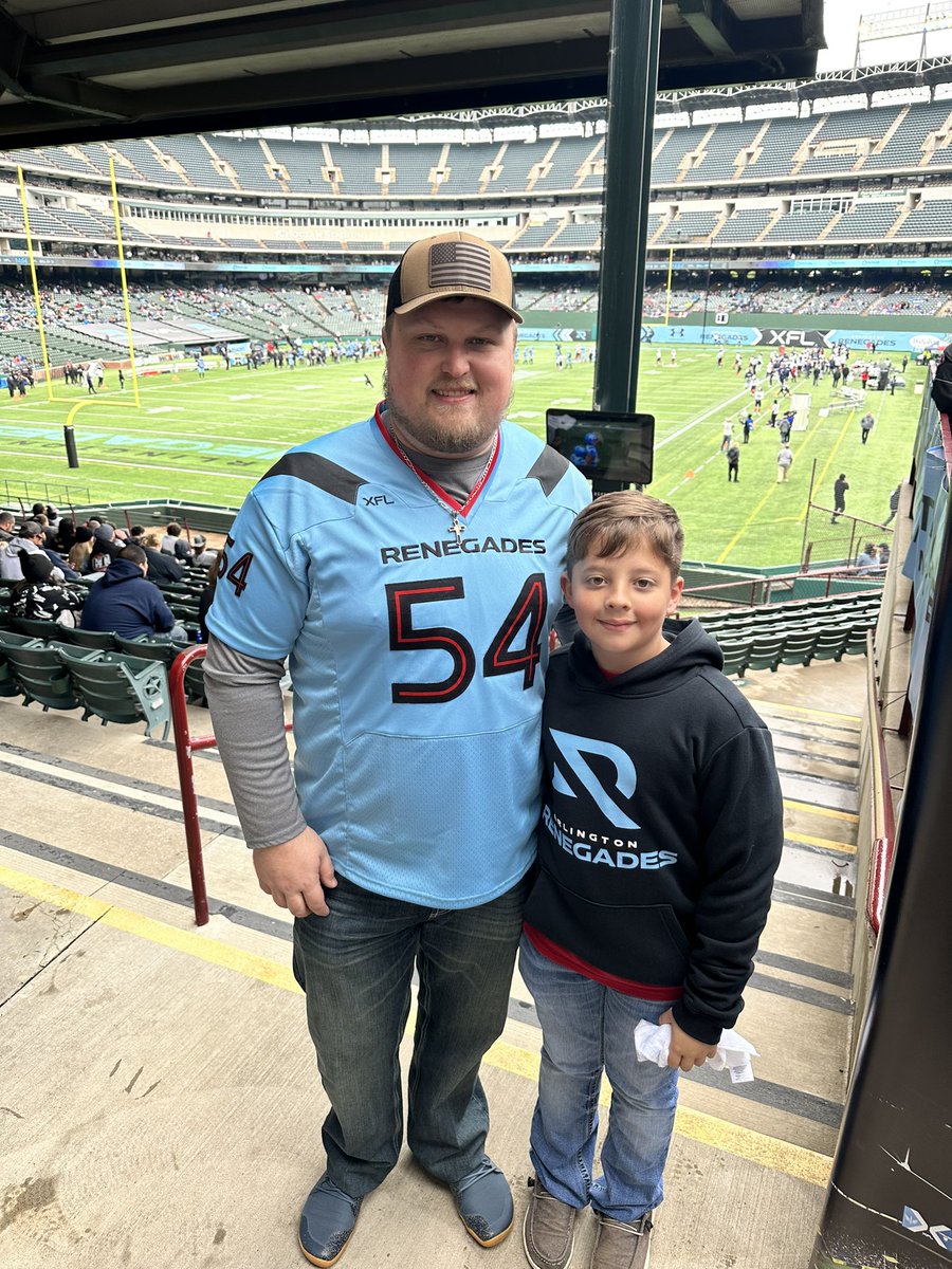 simplylaurynn's tweet photo. Let’s Go Renegades! #FULLTHROTLE @XFLRenegades https://t.co/2x8atYpdu0