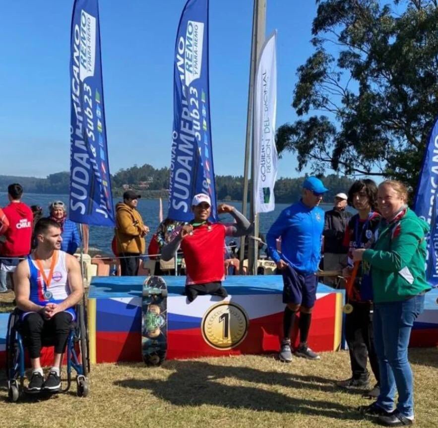 ¡𝗢𝗥𝗢 𝗣𝗔𝗥𝗔 𝗠É𝗫𝗜𝗖𝗢! 🥇🚣🏻

El seleccionado nacional de #ParaRemo 🇲🇽 Michel Muñoz (@MichelM2021) conquista el primer lugar en el Campeonato Sudamericano, que se realiza en San Pedro de La Paz, Chile 🇨🇱.

¡Muchas felicidades! 👏👏👏